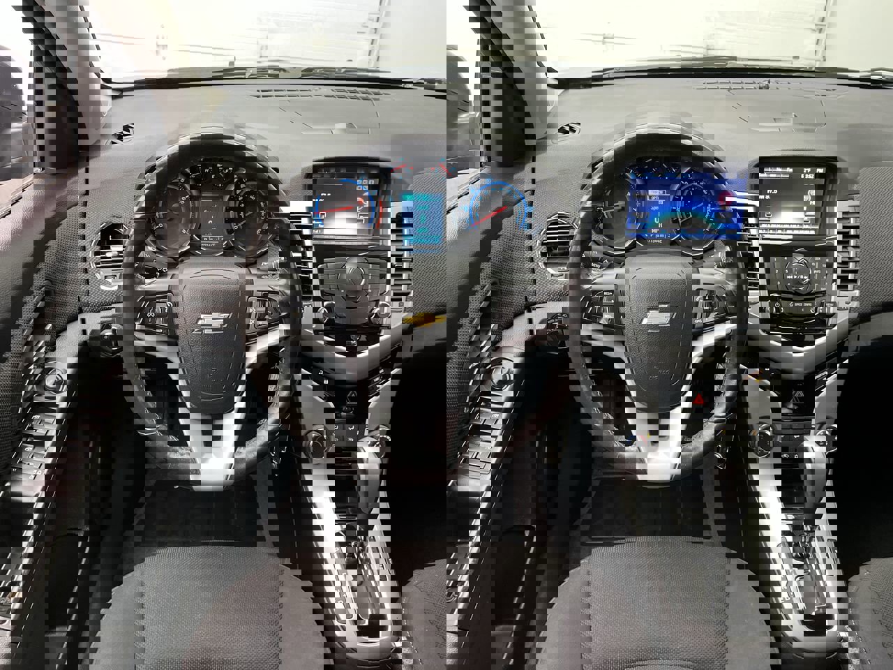 Used 2013 Chevrolet Cruze LT w/ Enhanced Safety Package FWD image 12