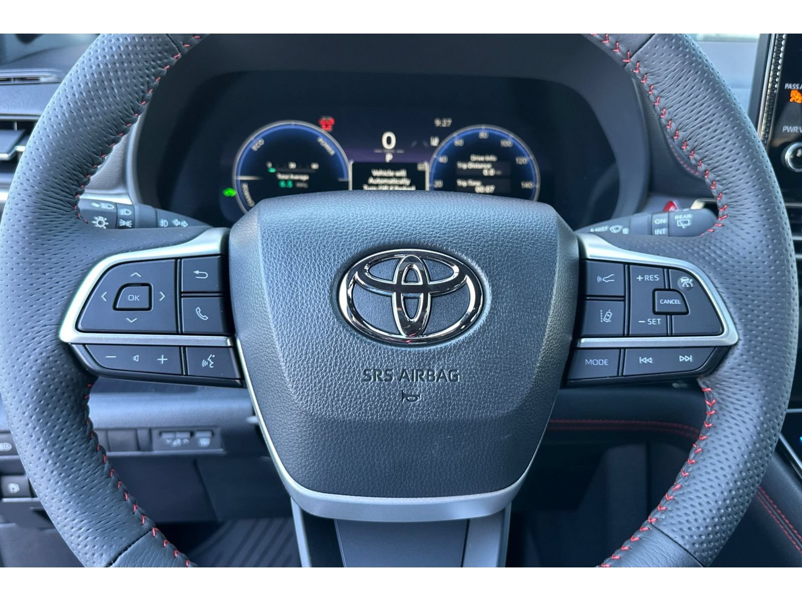 New 2026 Toyota Sienna XSE AWD/4WD image 28