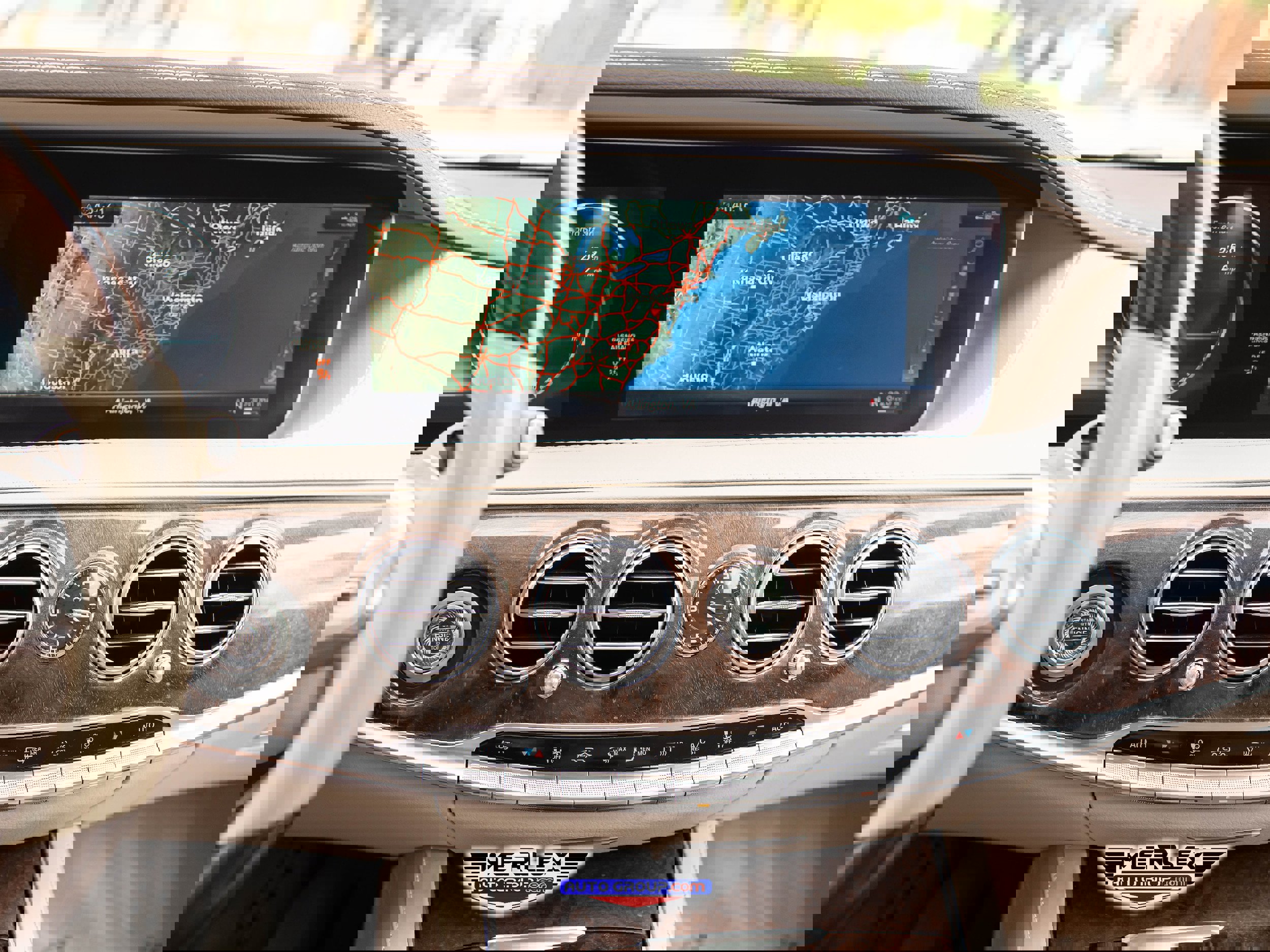 Used 2019 Mercedes-Benz S 560 Sedan image 30