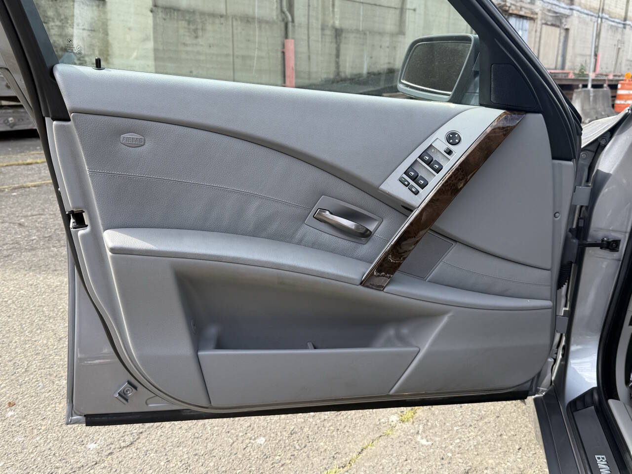 Used 2007 BMW 530xi Sedan AWD/4WD image 28