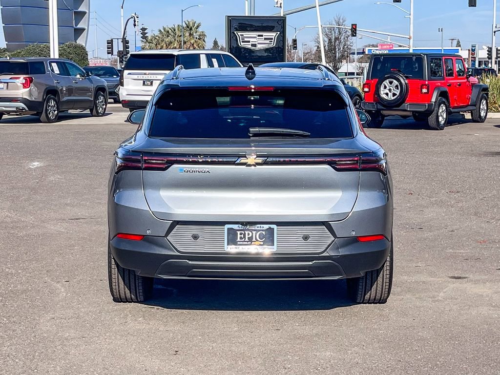 New 2026 Chevrolet Equinox EV LT image 3