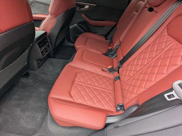 Used 2024 Audi SQ8 Prestige image 19