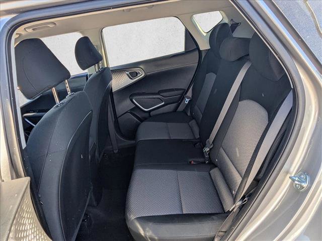 Used 2025 Kia Soul LX w/ LX Technology Package image 17