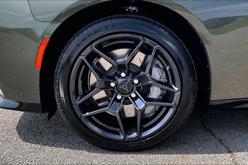 New 2026 Dodge Charger R/T AWD/4WD image 11