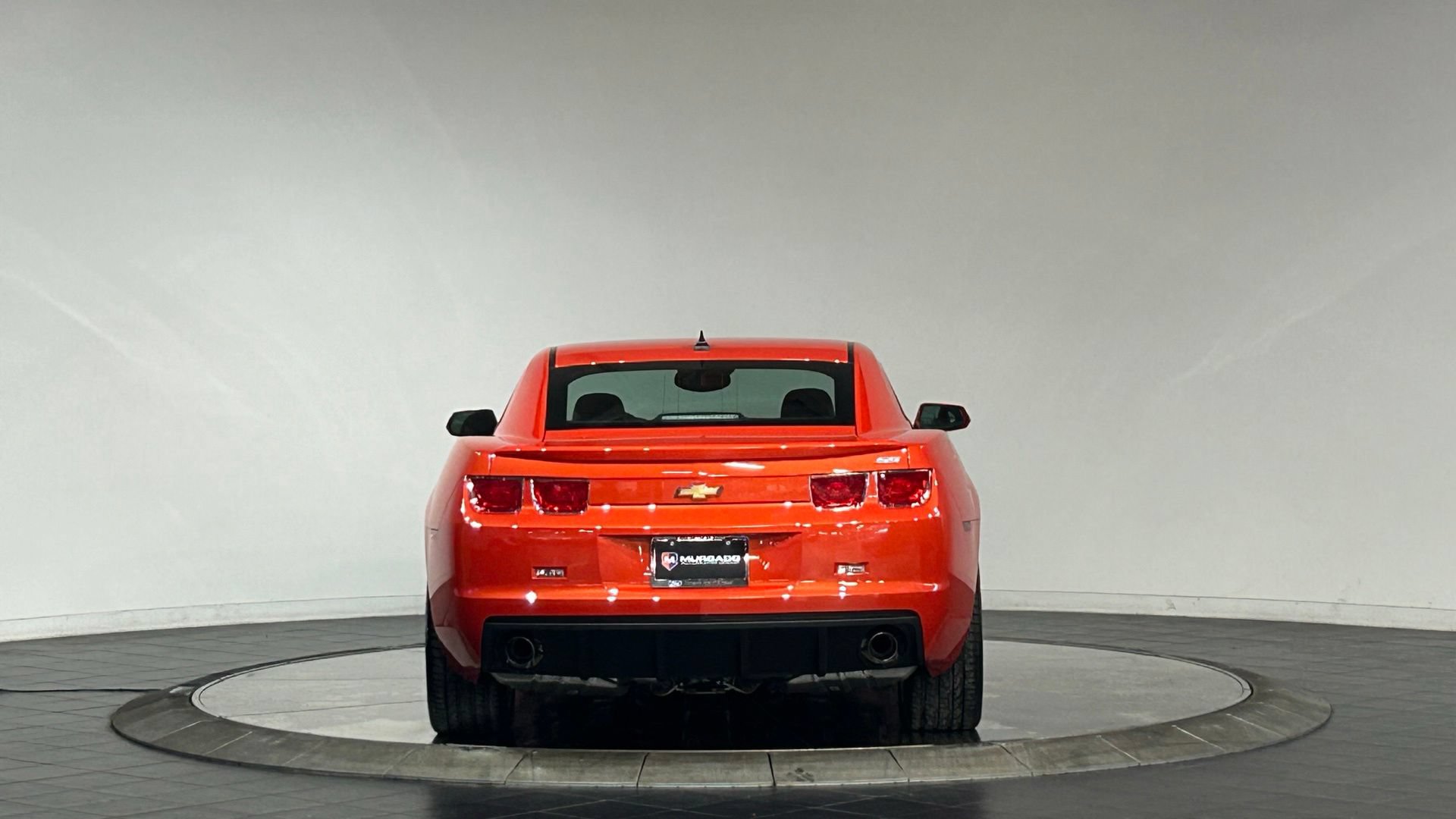 Used 2010 Chevrolet Camaro SS w/ Interior Accent Trim Package RWD image 7