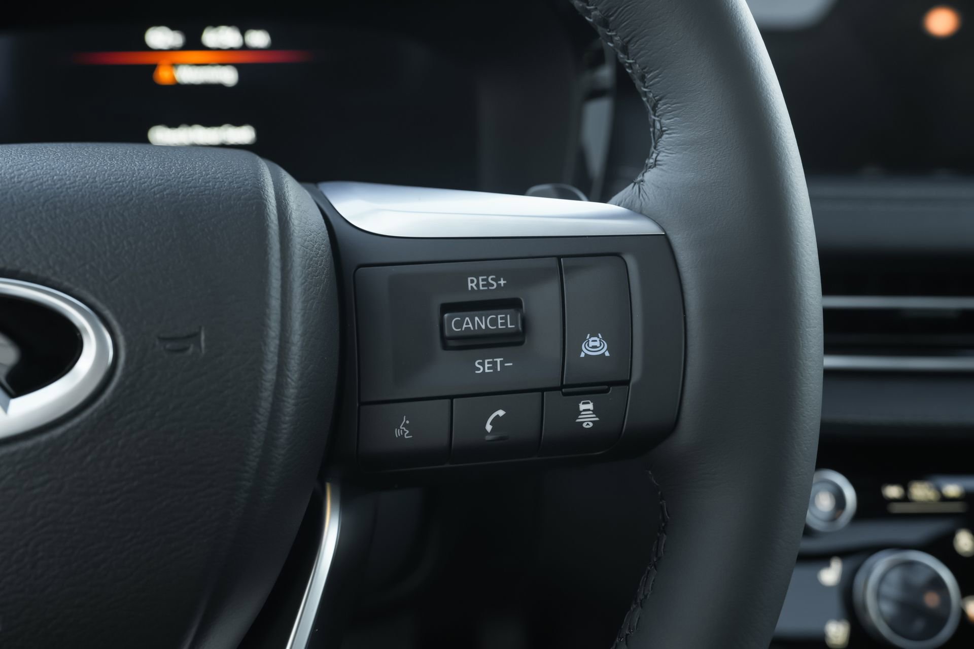 New 2026 INFINITI QX60 Luxe w/ Cargo Package image 16