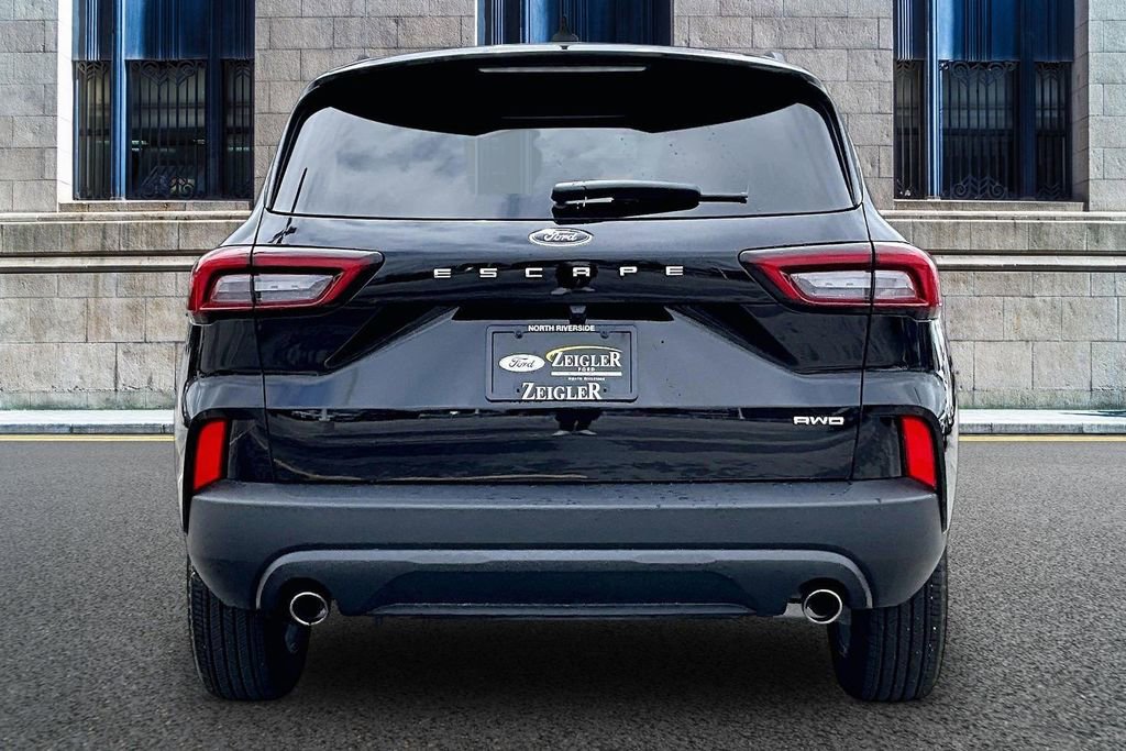Certified 2025 Ford Escape ST-Line AWD/4WD image 4