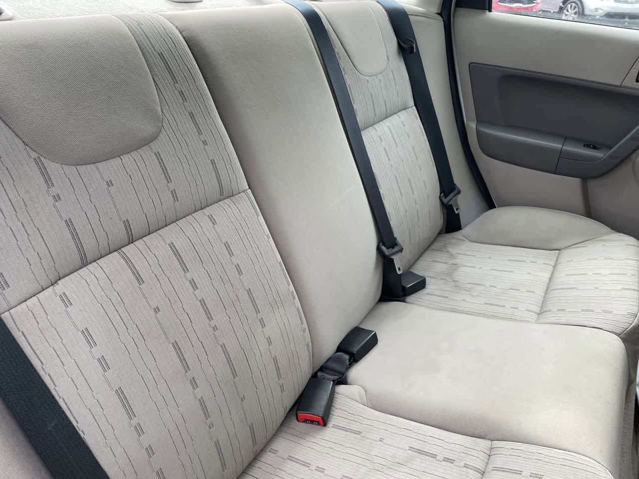 Used 2008 Ford Focus SE FWD image 15