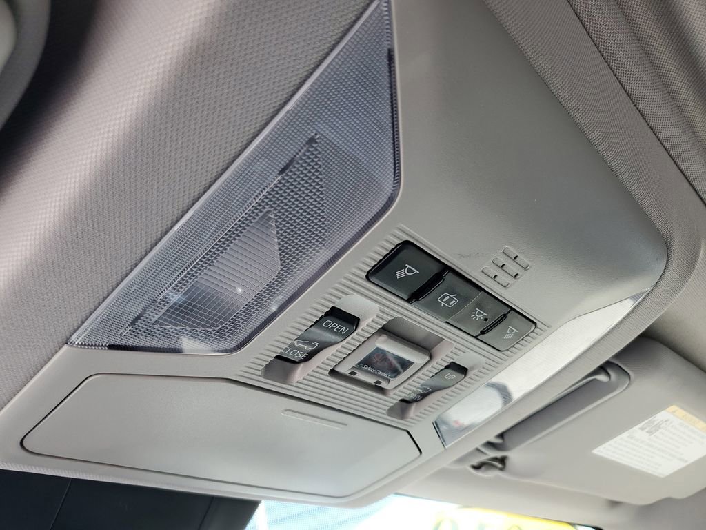 Used 2019 Toyota RAV4 XLE image 31