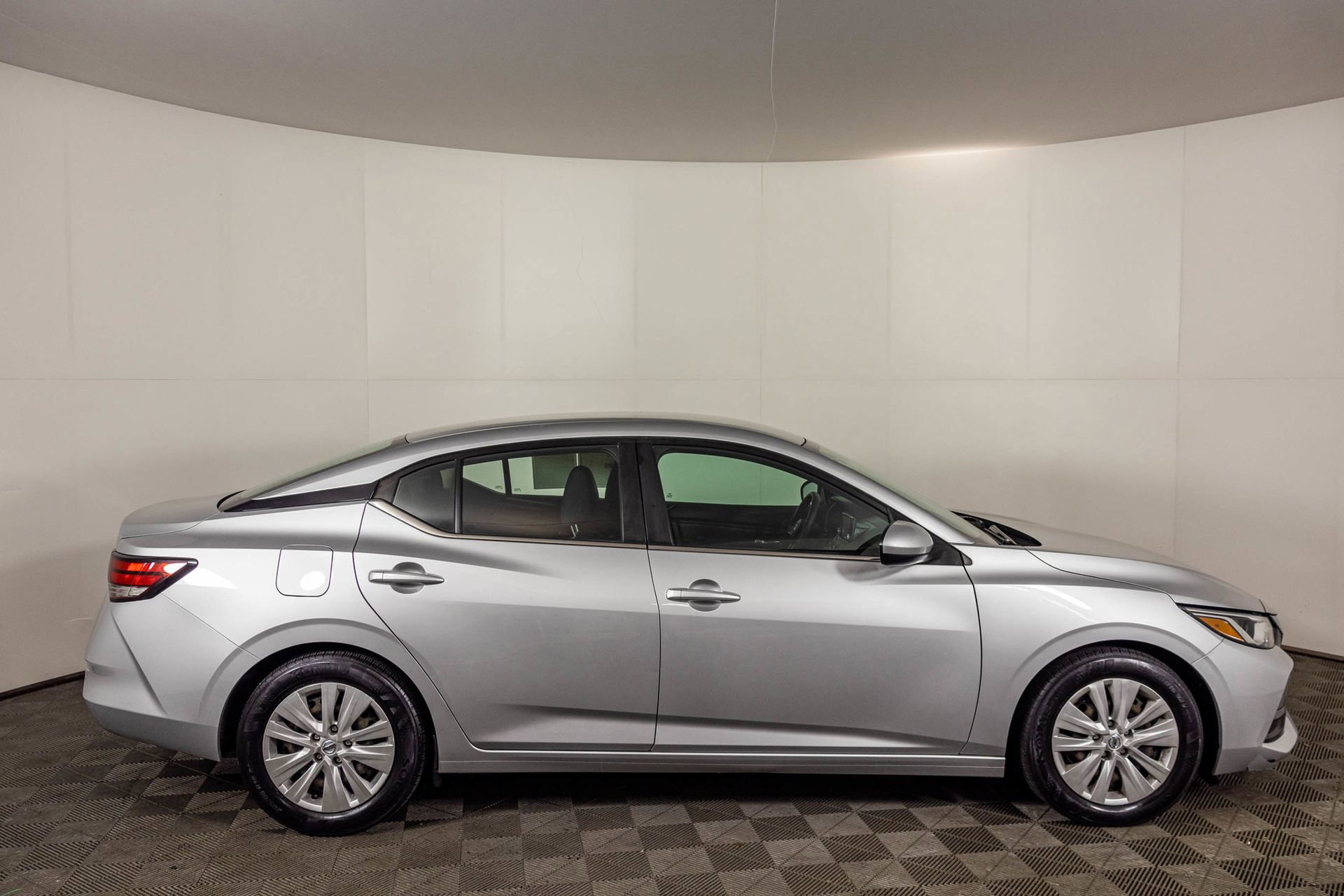 Used 2022 Nissan Sentra S FWD image 11