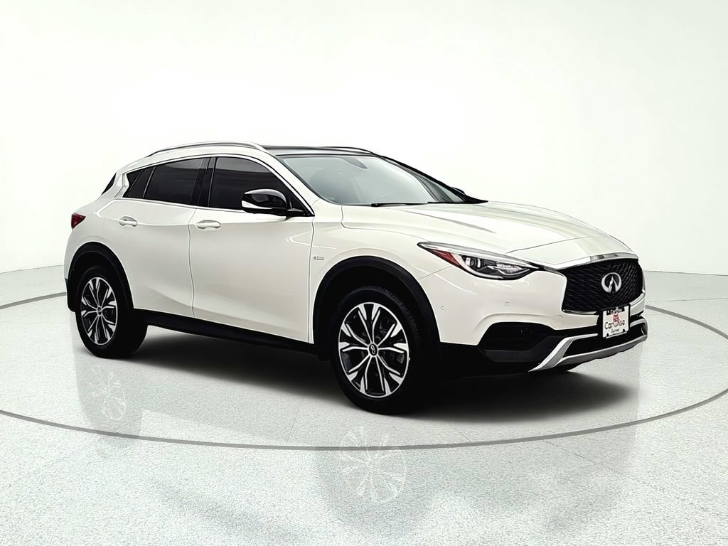 Used 2019 INFINITI QX30 AWD w/ Navigation Package image 9