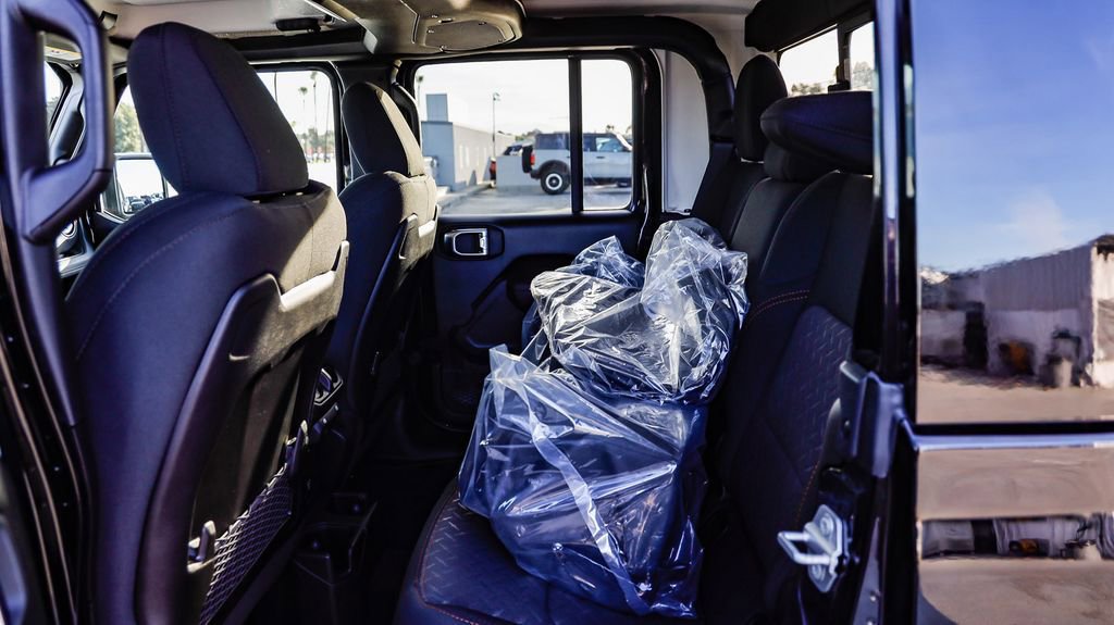 New 2026 Jeep Gladiator Mojave image 23