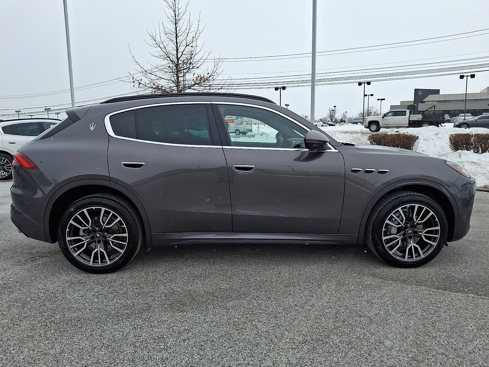 Certified 2025 Maserati Grecale GT AWD/4WD image 11