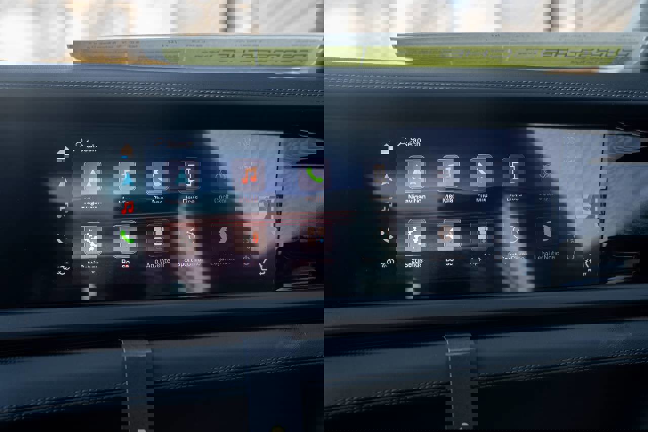 New 2026 Porsche Panamera Turbo image 21