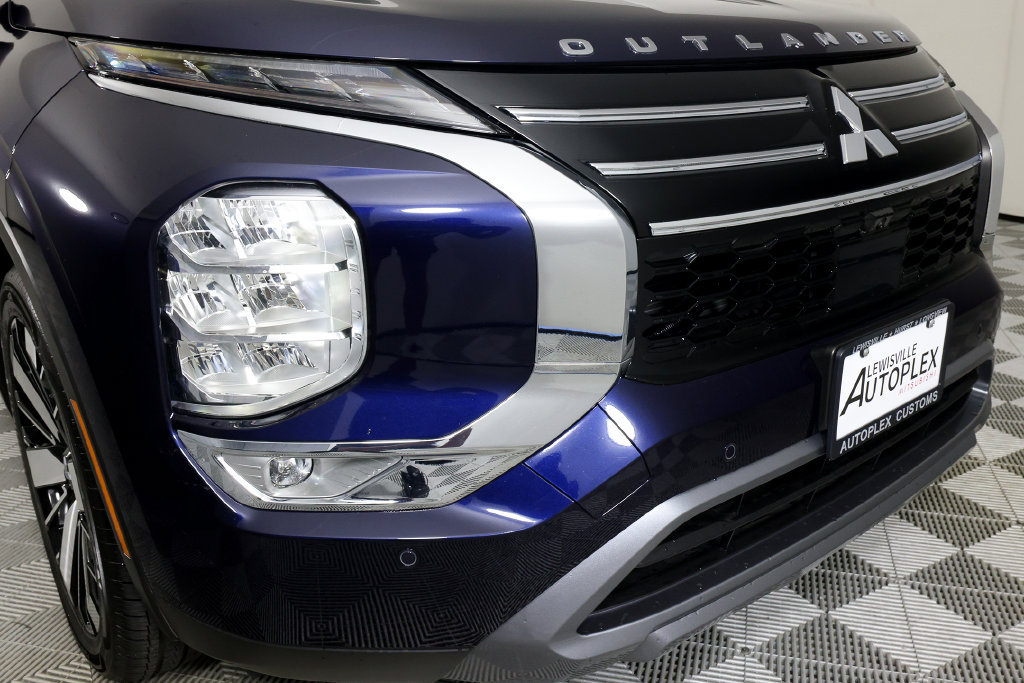 Used 2025 Mitsubishi Outlander SE FWD image 40