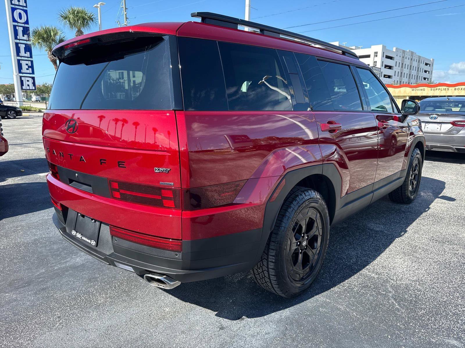 Used 2025 Hyundai Santa Fe XRT image 3