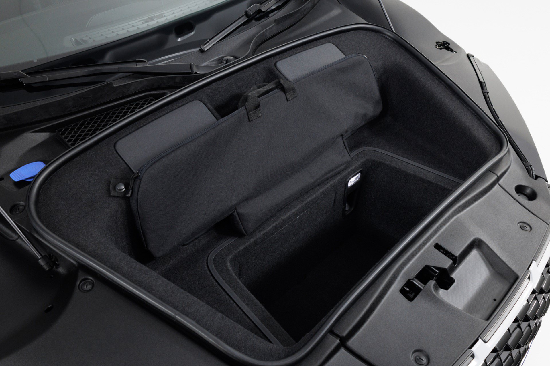 Used 2022 Audi R8 V10 w/ Premium Package RWD image 48
