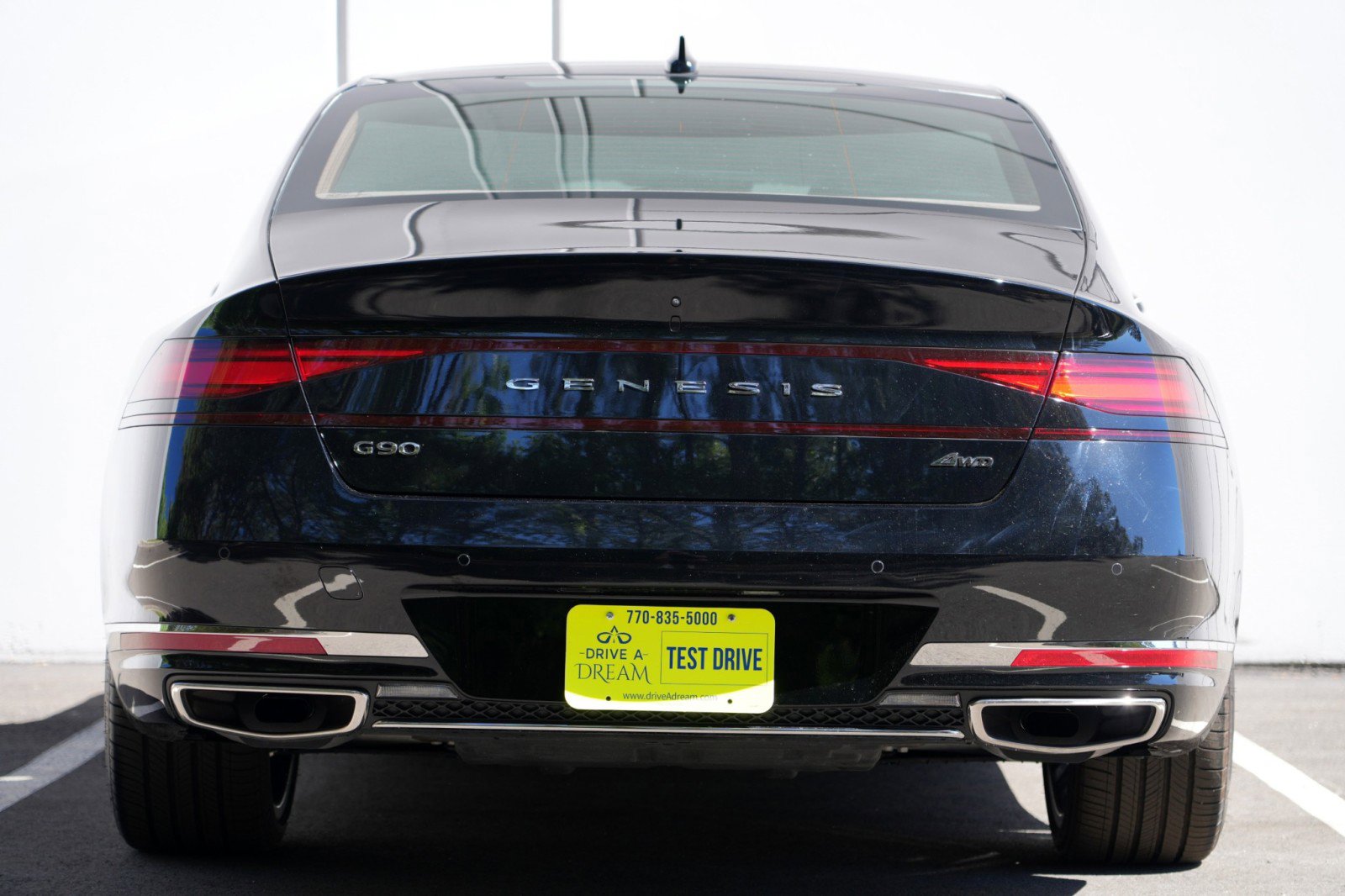 Used 2024 Genesis G90 3.5T AWD/4WD image 11