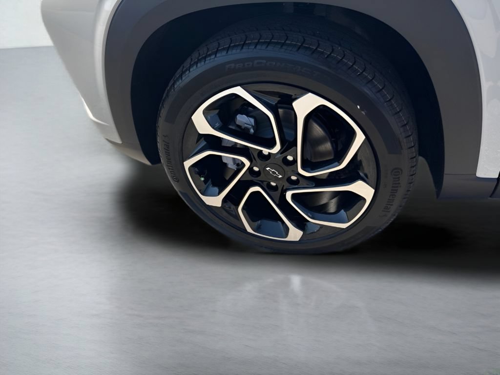 New 2026 Chevrolet Trax RS w/ Sunroof Package FWD image 31