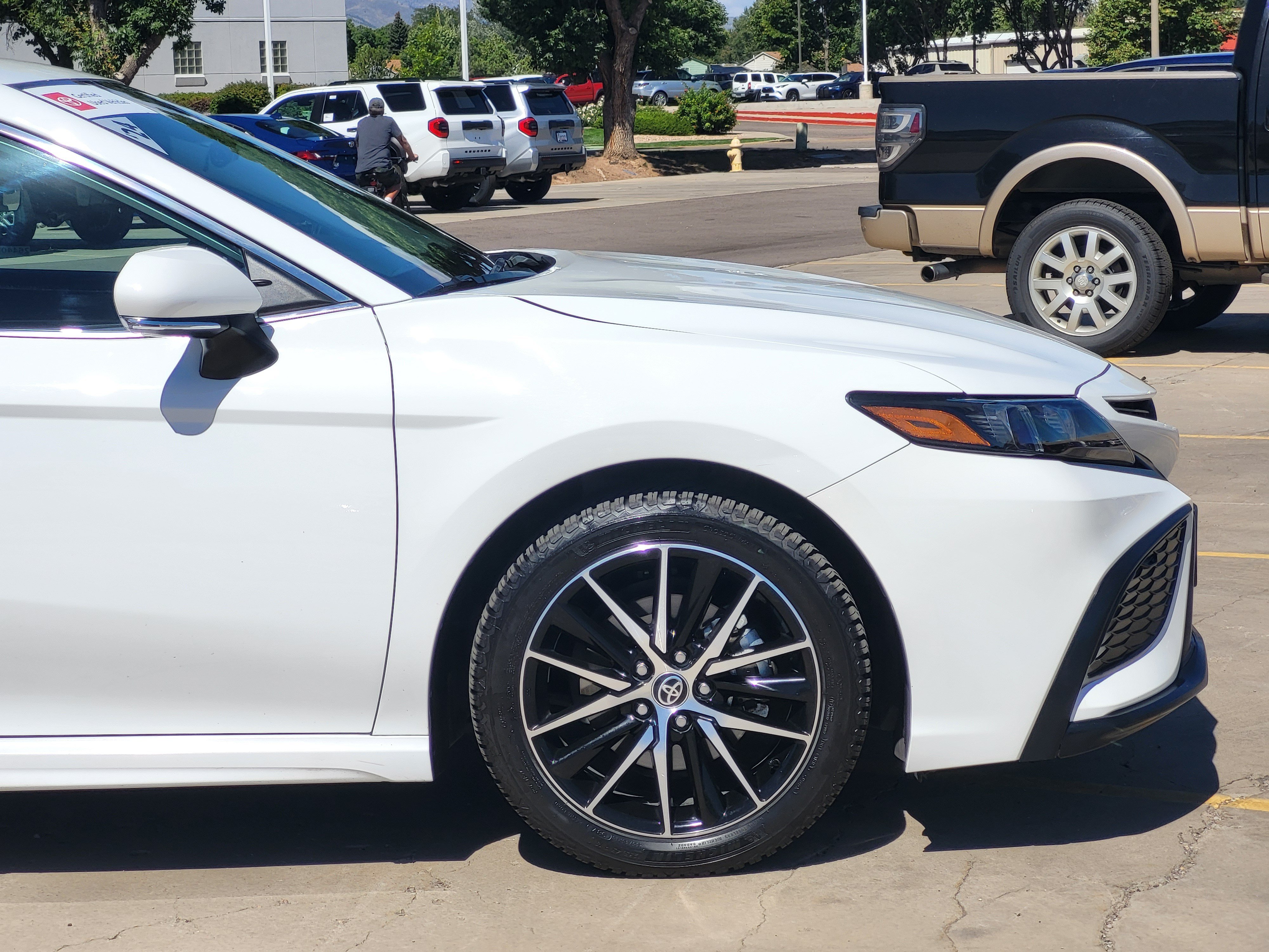 Certified 2024 Toyota Camry SE w/ Cold Weather Package FWD image 7