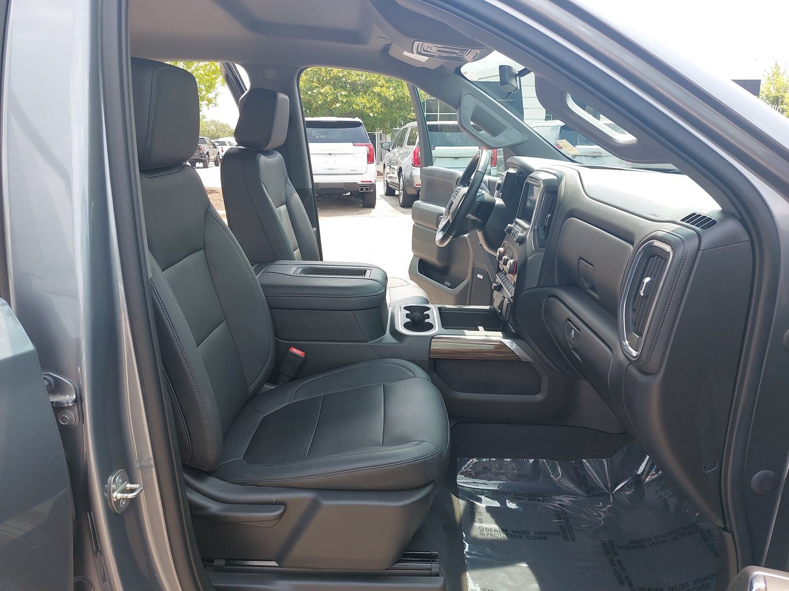 Used 2021 Chevrolet Silverado 1500 LT Trail Boss w/ Convenience Package II AWD/4WD image 10