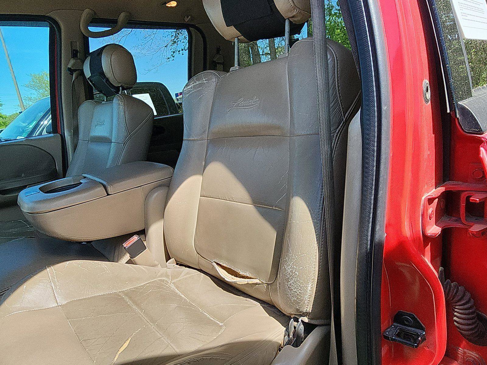 Used 2001 Ford F150 Lariat AWD/4WD image 16