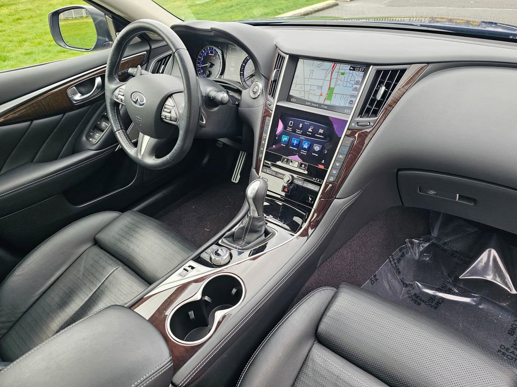 Used 2017 INFINITI Q50 Sport image 10
