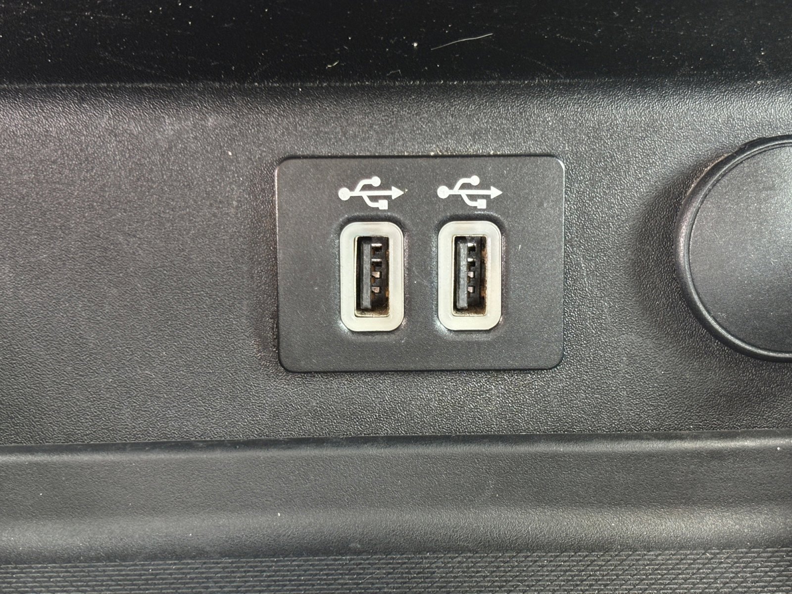 Used 2019 Ford Fusion Titanium image 21