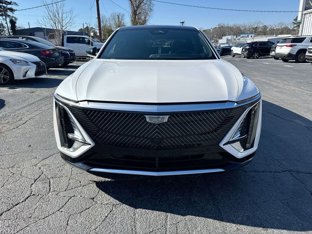 Used 2025 Cadillac Lyriq Luxury AWD/4WD image 10