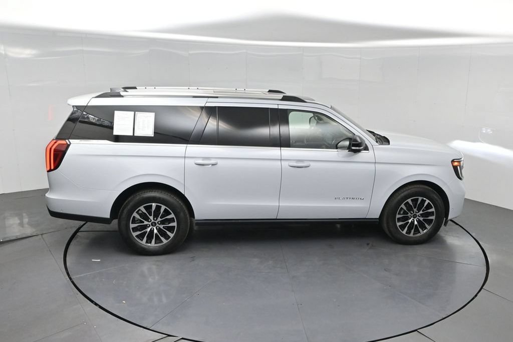 Used 2025 Ford Expedition Max Platinum AWD/4WD image 48