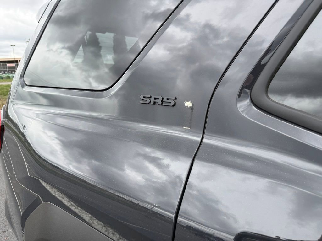 New 2026 Toyota 4Runner SR5 image 9