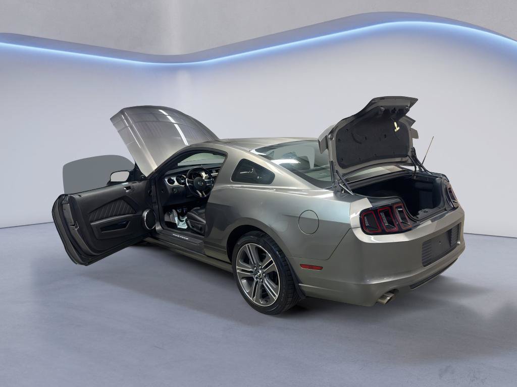 Used 2013 Ford Mustang Premium w/ Electronics Pkg RWD image 12