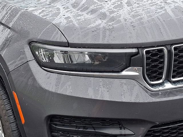 Used 2024 Jeep Grand Cherokee Laredo w/ Luxury Tech Group I image 10