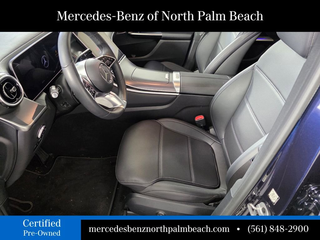 Used 2024 Mercedes-Benz GLC 300 4MATIC image 9