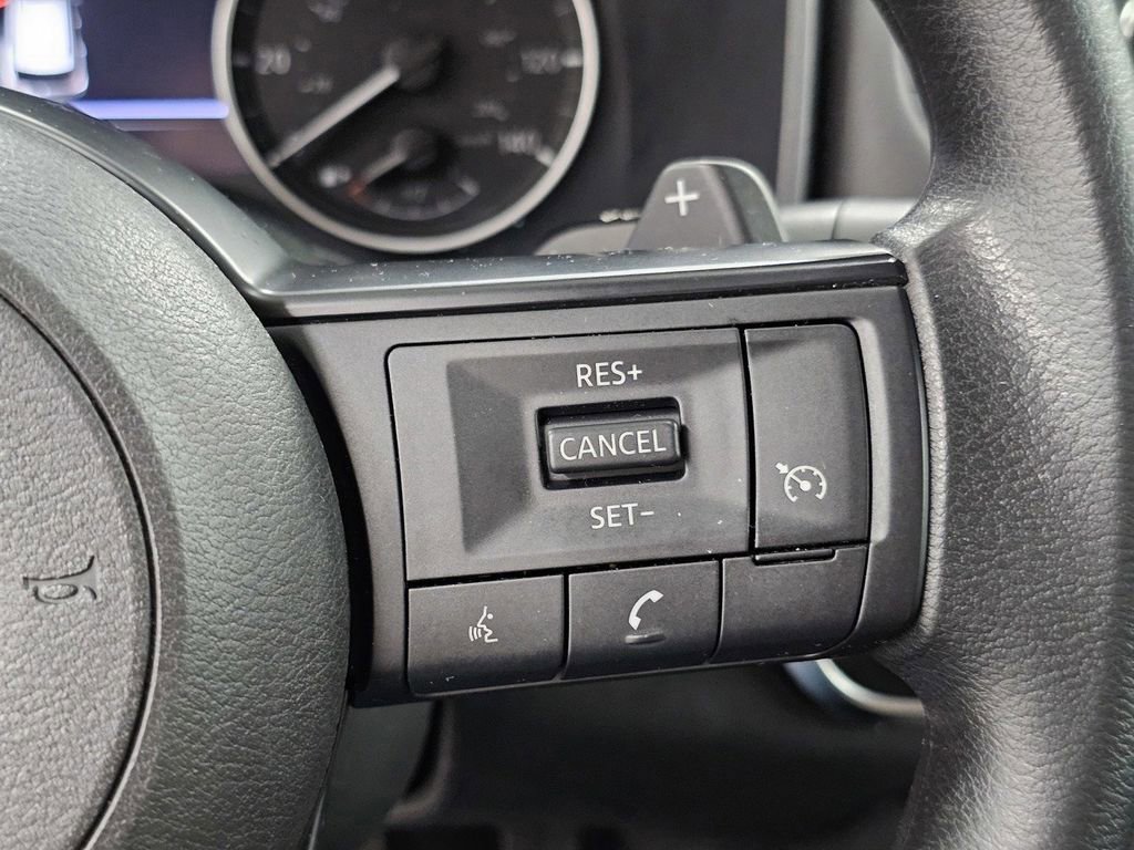 Used 2022 Nissan Rogue S AWD/4WD image 28
