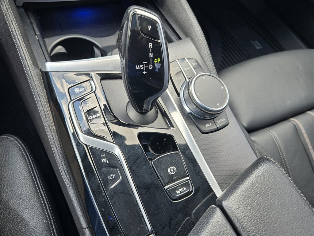Used 2021 BMW 530i w/ M Sport Package image 19