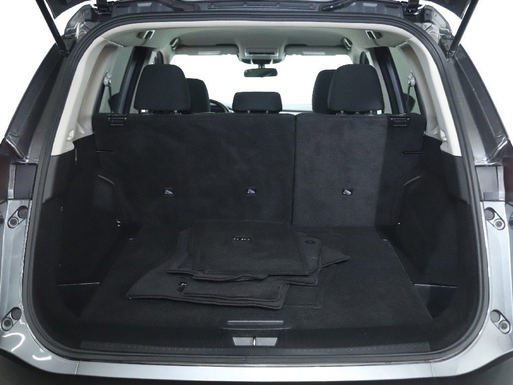 Used 2024 Nissan Rogue S image 31