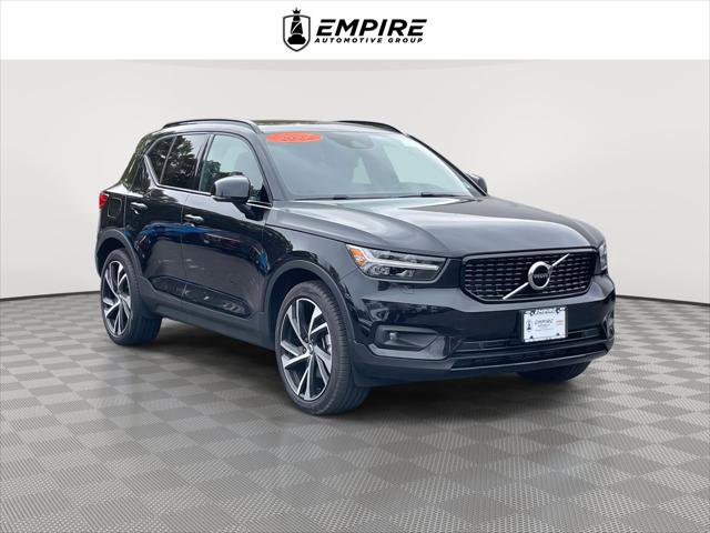 Used 2022 Volvo XC40 T5 R-Design w/ Climate Package