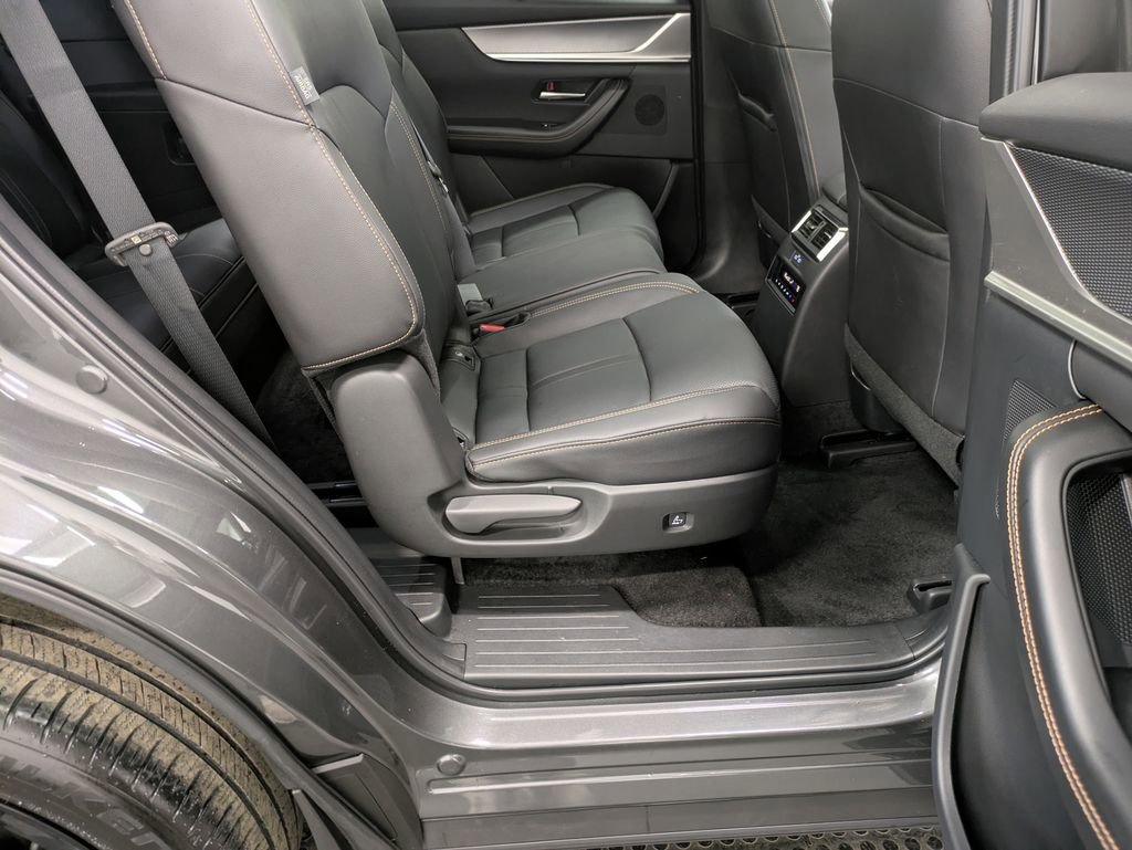 Used 2025 MAZDA CX-90 3.3 Turbo w/ Premium Sport Pkg image 26