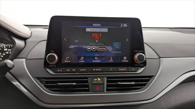 Used 2024 Nissan Altima 2.5 SR FWD image 27