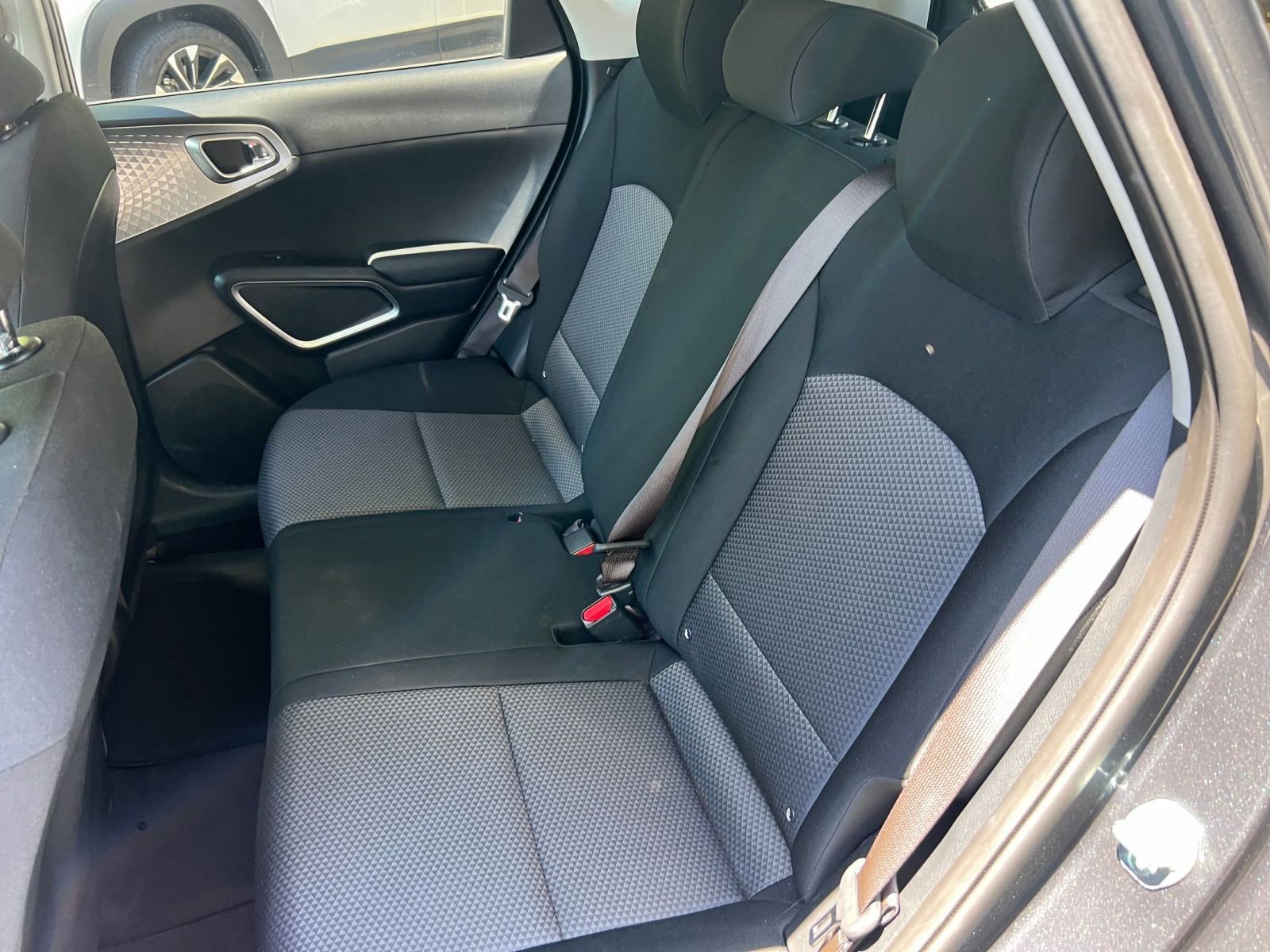Used 2025 Kia Soul LX w/ LX Technology Package image 21