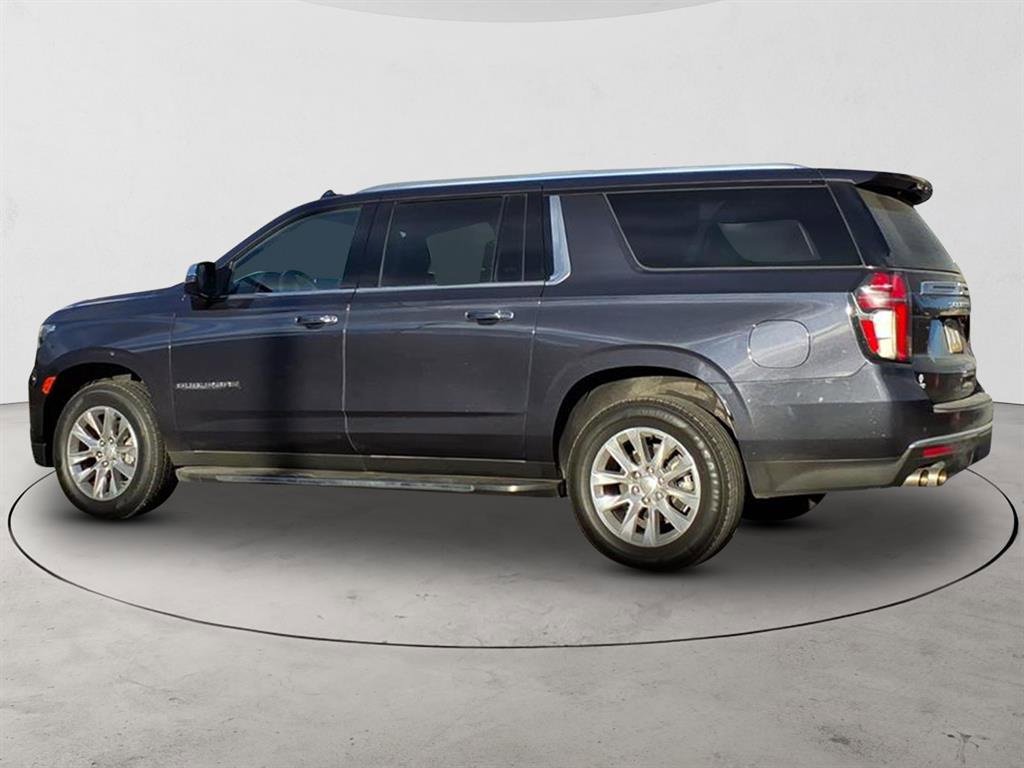 Used 2023 Chevrolet Suburban Premier image 8
