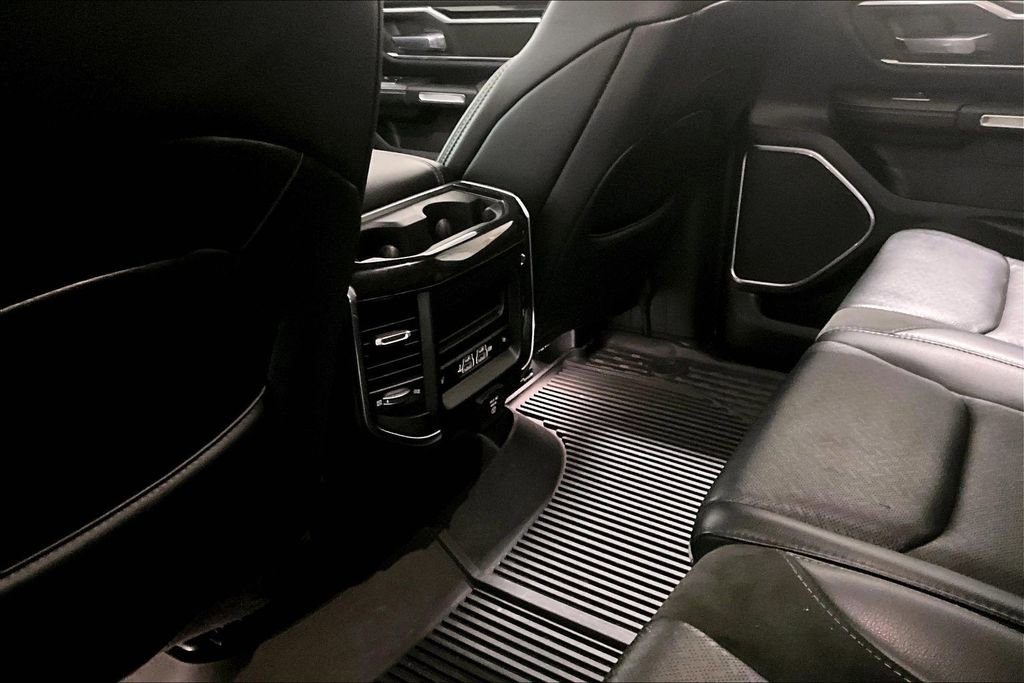 Used 2019 RAM 1500 Laramie image 10