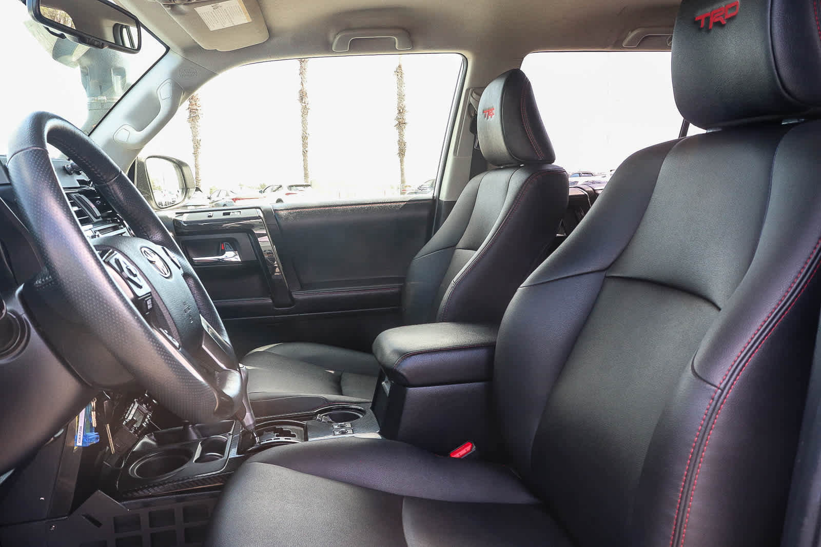 Used 2019 Toyota 4Runner TRD Off-Road Premium AWD/4WD image 32