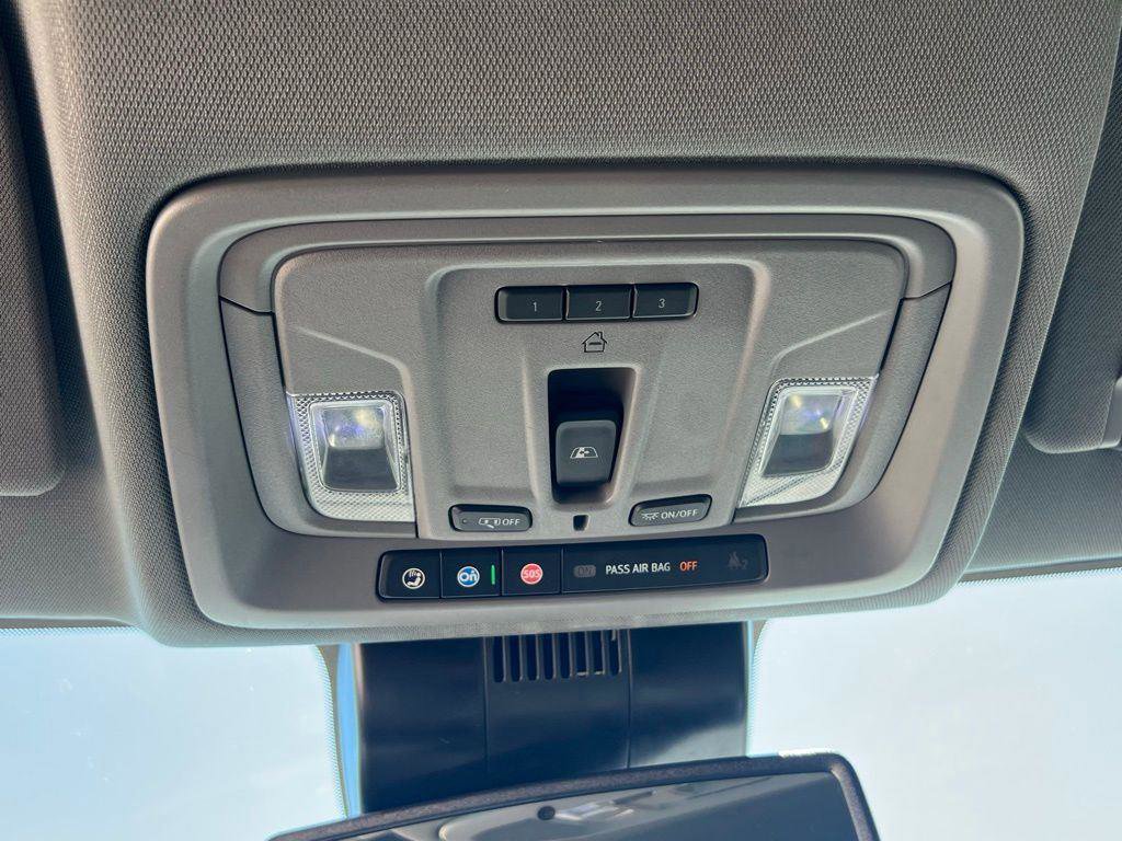 Used 2025 Chevrolet Silverado 3500 LT w/ All Star Edition image 39