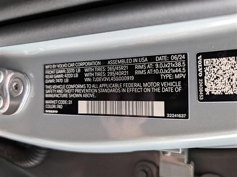 Used 2025 Volvo EX90 Ultra AWD/4WD image 36