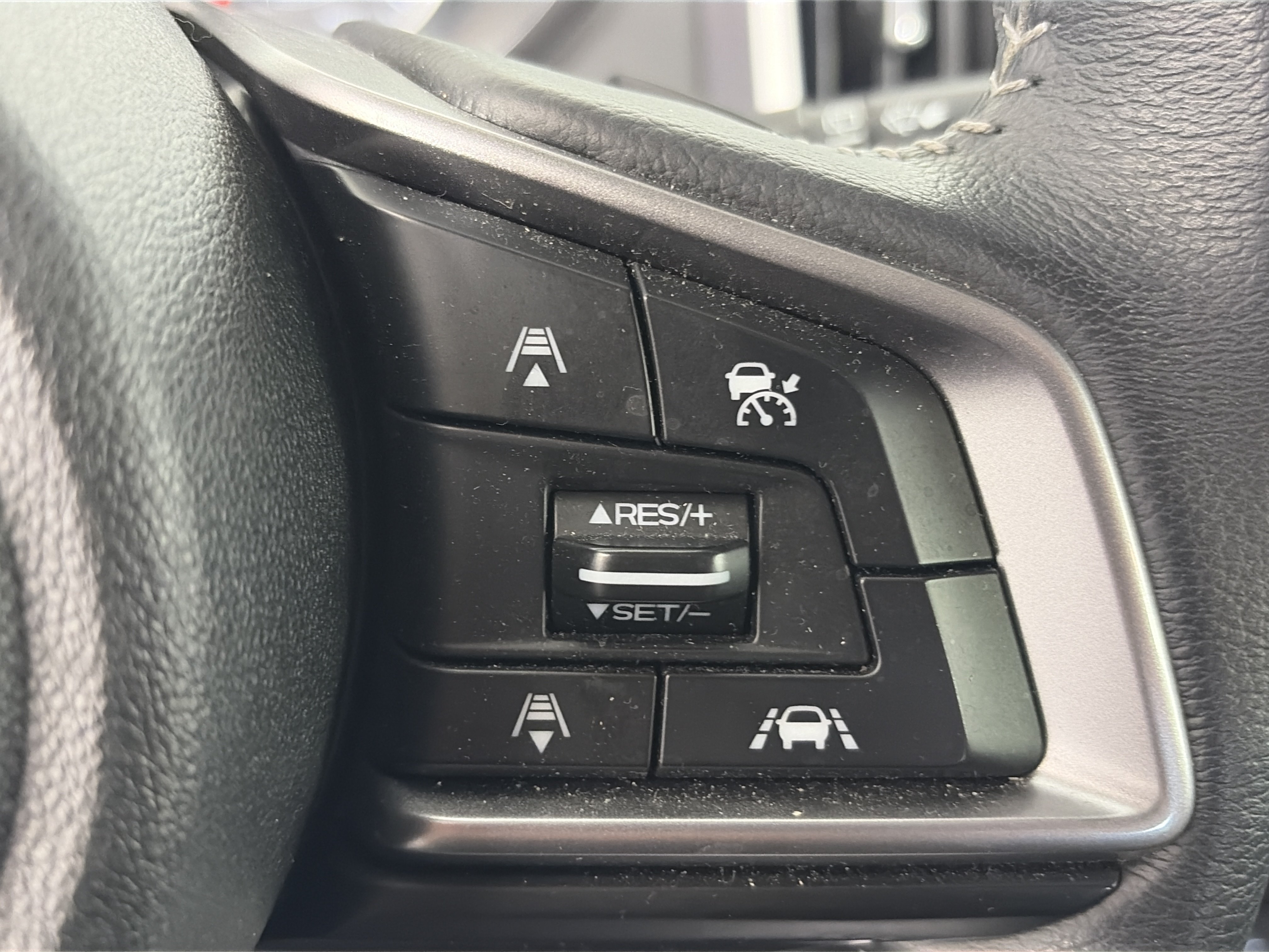 Used 2019 Subaru Ascent Premium w/ Popular Package #4 AWD/4WD image 36