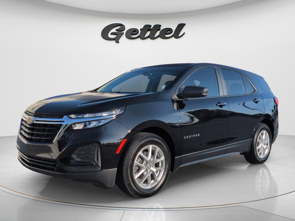 Used 2023 Chevrolet Equinox LS FWD video 1