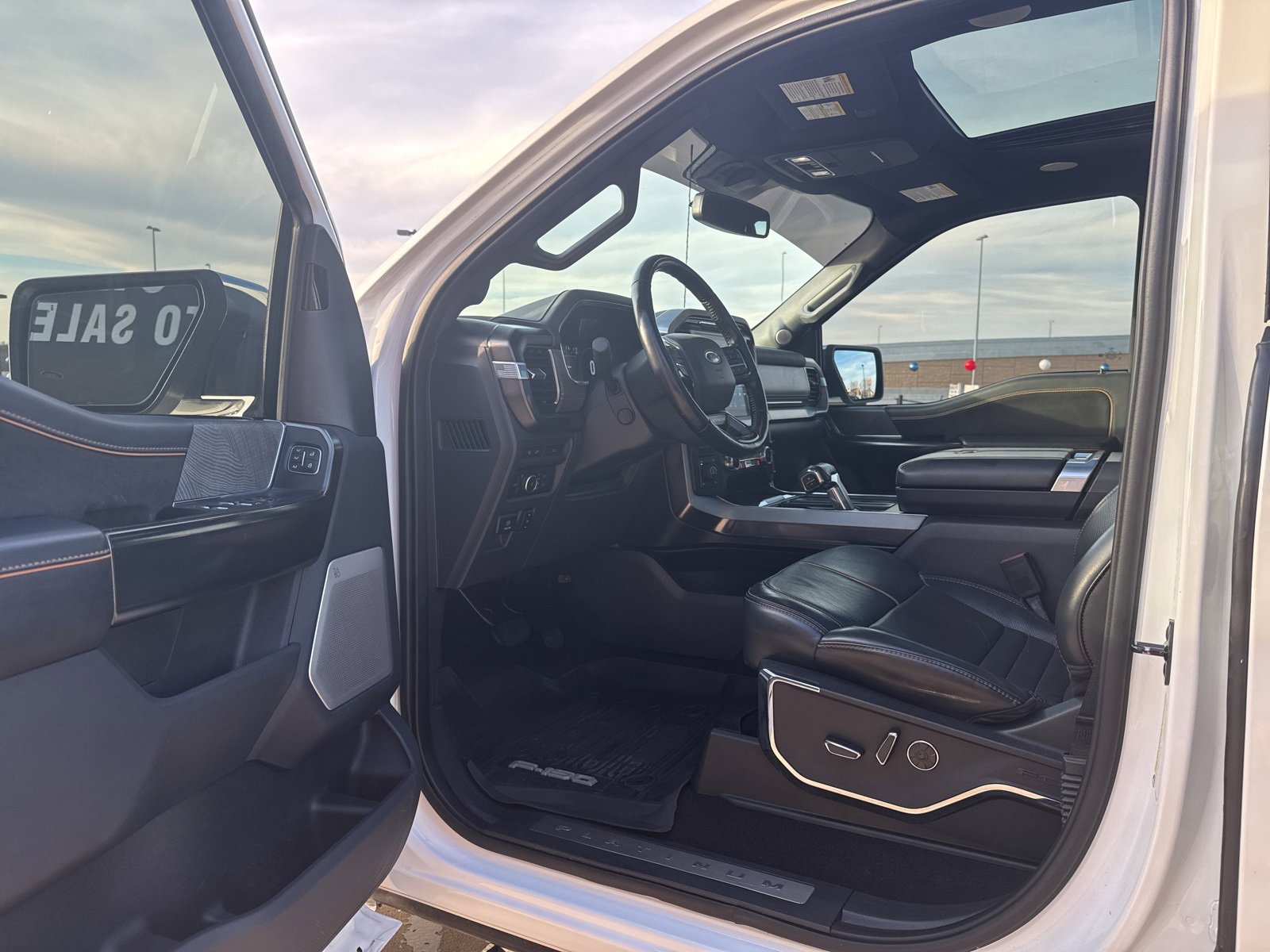 Used 2022 Ford F150 Platinum w/ Equipment Group 701A High image 11