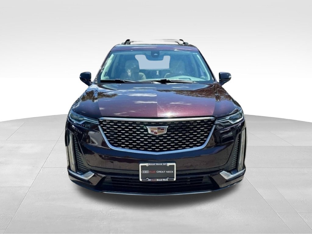 Used 2020 Cadillac XT6 Premium Luxury AWD/4WD image 2